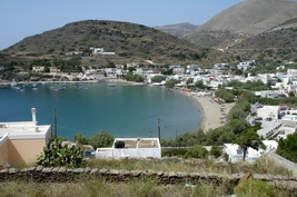 Kini, Isola di Siros
